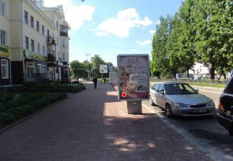 Backlight B in Chernihiv Miru prosp., 26 Photo 1