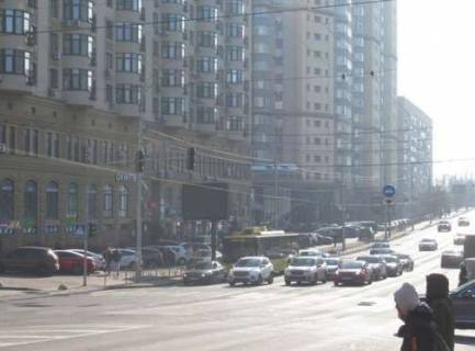 Video Billboard B in Kyiv, 2.3x3.14  Чорновола В`ячеслава вул., 27 - Золотоустівська вул. (розширення 480х336) - 560080 Photo 1