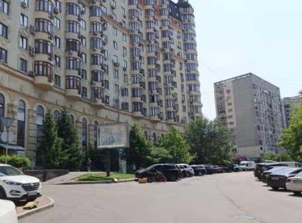 Scrolller, Scroll B in Kyiv, 2.3x3.14  Золотоустівська вул., 50 - 569026 Photo 1