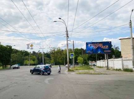 Billboard A in Kyiv, 3x6  Svobodi prosp., 28 Photo 1