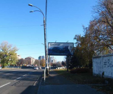 Prismatron, Prism A in Kyiv, 3x6  Миколи Василенка вул. - Берестейський просп. (у напрямку  Дегтяревської  вул.) - 650673 Photo 1