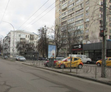 Citylight A in Kyiv, 1.2x1.8  Князів Острозьких вул., 19/1 - Хрестовий пров. (Миколи Гайцана вул.) Photo 1