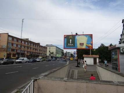 Prismatron, Prism A in Lviv, 3x6  Gorodoc'ka st. - Vigovs'kogo st. (Ivana Vigovs'kogo st.) (prizma) - 404965 Photo 1