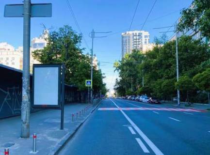 Citylight B in Kyiv, 1.86x1.27  Zilans'ka st., 68 Photo 1