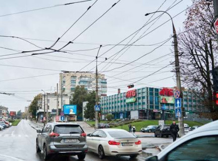 Video Billboard A in Khmelnitsky, 2.3x3.14  Свободи вул., 48 (розширення 480х336) - 652449 Photo 1