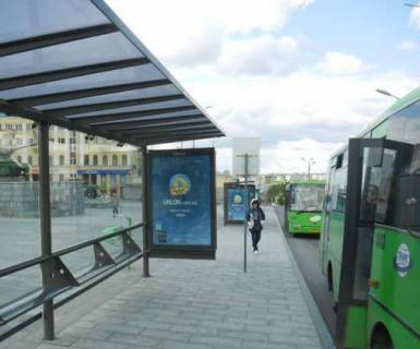 Citylight B in Kharkiv, 1.2x1.8  Konstitucii pl. - Universitets'ka st., (zupinka) No3 (V) Photo 1