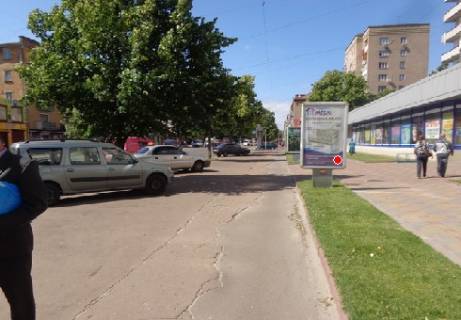 Backlight A in Chernihiv Peremogi prosp., 102/27 Photo 1