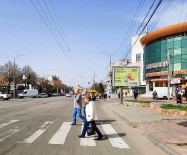 Scrolller, Scroll A in Vinnytsia, 2.3x3.14  Коцюбинського просп., 30 - 654614 Photo 1