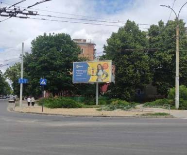 Prismatron, Prism A in Chernihiv, 3x6  Ivana Mazepi st. (Sorsa st.), 13 - Lubec'ka st. - 481751 Photo 1