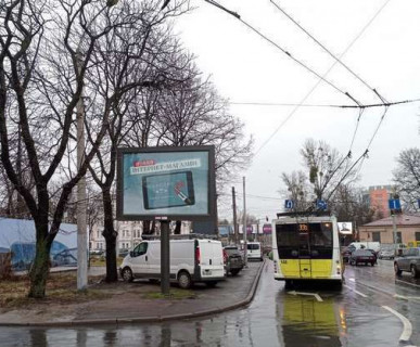 Scrolller, Scroll A in Lviv, 2.3x3.14  Героїв УПА вул., 78 - 650921 Photo 1