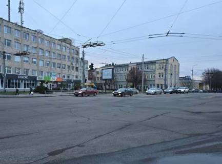 Billboard B in Lutsk, 2.3x3.14  вул. Ковельська, 2 - вул. Лесі Українки, ТЦ Зося (розширення 480х336) Photo 1