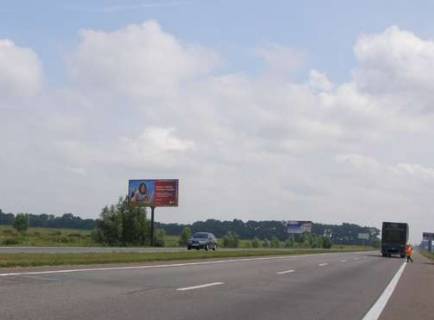 Billboard B in Brovary, 3x6  Kiiv - Cernigiv, 10 km + 710 m (zliva v  naav. m. Cernigova;  3km vid Brovariv) Photo 1