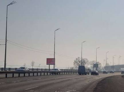 Video Billboard B in Kyiv, 2.3x3.14  Naberezne sose, 2 (rozsirenna 480h336) - 477677 Photo 1