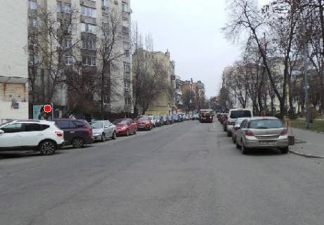 Backlight B in Kyiv Olesa Goncara st., 52 Photo 1