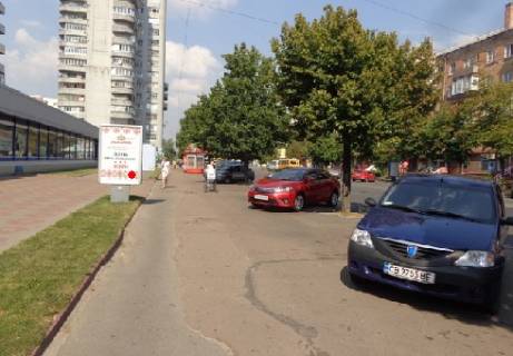 Backlight B in Chernihiv Peremogi prosp., 102/27 Photo 1