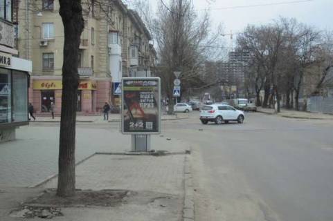 Backlight B in Mykolaiv, 1.2x1.8  Mariupol's'ka st., 31 - Pot'omkins'ka st. Photo 1