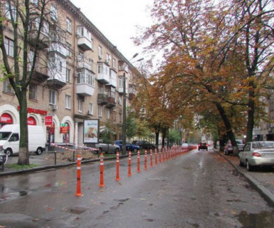 Citylight B in Kyiv, 1.2x1.8  Лейпцизька вул., 6/8 Photo 1