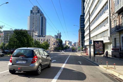 Citylight A in Kyiv, 1.2x1.8  Antonovica st., 38a Photo 1