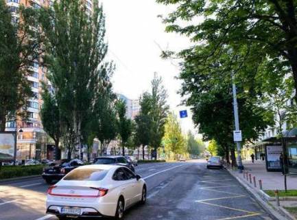 Cityscroll A in Kyiv, 1.86x1.27  Лесі Українки бульв., 14 Photo 1