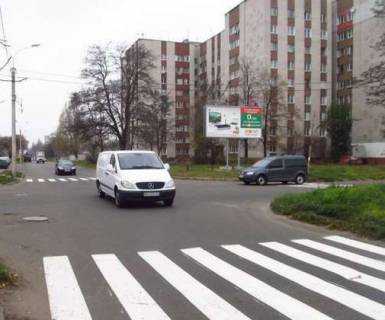 Billboard A in Cherkasy, 3x6  Nadpil'na st. (Il'ina st.) - Sinna st. Photo 1