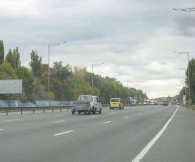 Billboard B in Kyiv, 3x6  Stolicne sose, 1,5 km do Pivdenogo mostu (u napramku Konca-Zaspi) Photo 1
