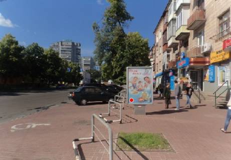 Backlight A in Chernihiv Peremogi prosp., 86 Photo 1