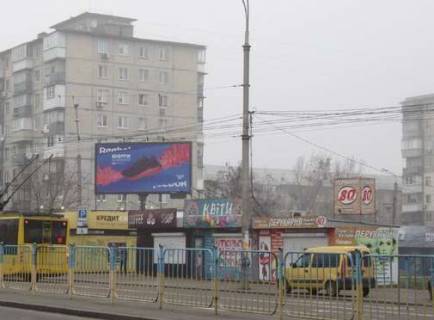 Prismatron, Prism A in Kyiv, 3x6  Воскресенський просп., 36 - 258929 Photo 1