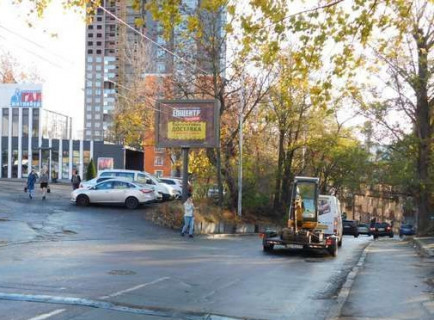 Scrolller, Scroll A in Kyiv, 2.3x3.14  Загорівська вул., 17/21 - 654061 Photo 1