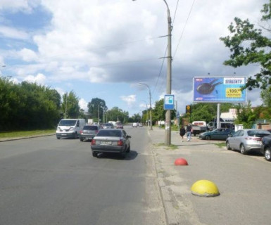 Prismatron, Prism A in Kyiv, 3x6  Миколи Василенка вул., 3 - 624160 Photo 1