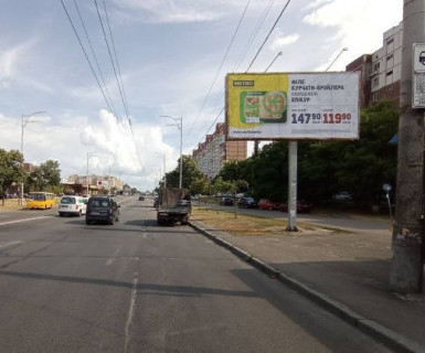 Billboard A in Kyiv, 3x6  Драйзера Теодора вул., 11 - Володимира Маяковського просп. Photo 1