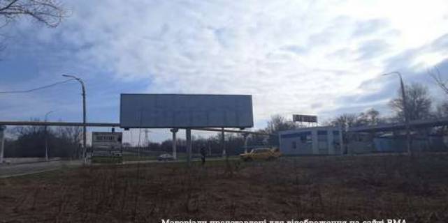 Billboard B in Kam'yanske (Dniprodzerzhinsk), 3x6  Naberezna st., viizd na mist Photo 1