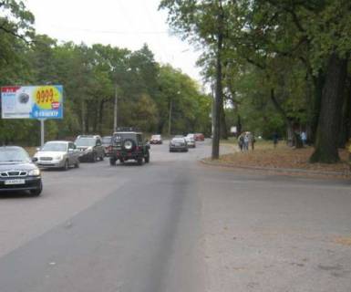 Billboard B in Cherkasy, 3x6  Dahnivs'ka st. - Svatitela-hirurga Luki st. Photo 1