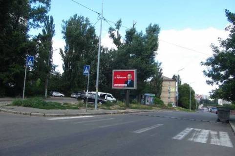 Backlight B in Vasylivka, 2.3x3.14  Uliusa Fucika st., 10, navproti Photo 1