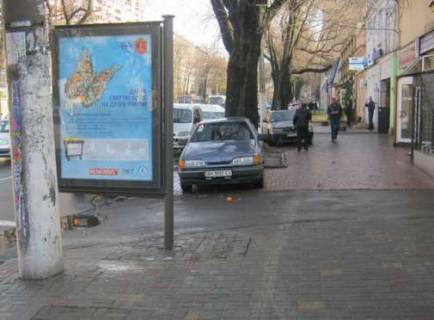 Citylight B in Odessa, 1.2x1.8  Velika Arnauts'ka st., 27 - Kanatna st., 61 Photo 1