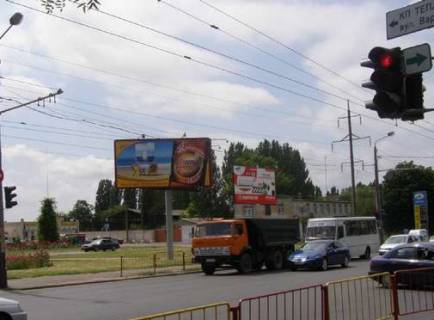Billboard B in Odessa, 3x6  Varnens'ka st. (Dmitra Bajdi-Visnevec'kogo st.) - Inglezi st. (25-oi Capaevs'koi Divizii st.) Photo 1