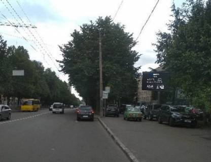 Video Billboard A in Rivne, 2.3x3.14  Kiivs'ka st., 10 (rozsirenna 480h336) - 481145 Photo 1