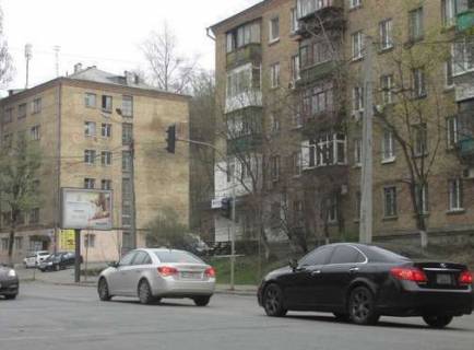 Scrolller, Scroll A in Kyiv, 2.3x3.14  Mihajla Bojcuka st. (Kikvidze st.), 37 - 273277 Photo 1