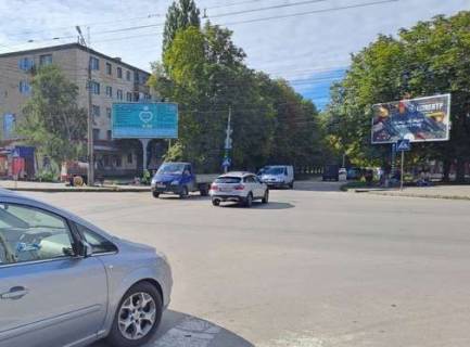 Prismatron, Prism A in Poltava, 3x6  Ivana Mazepi st. - 23 Veresna st. - 481135 Photo 1