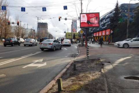 Video Billboard  in Vasylivka, 2.3x3.14  Antonovica st. (Gor'kogo st.), 174 (TT 4.8 468h676) - 421802 Photo 1