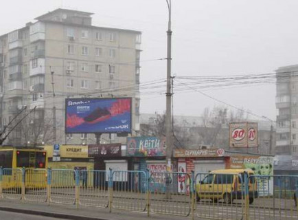Prismatron, Prism A in Kyiv, 3x6  Здолбунівська вул.,  ТЦ "Ашан" - Драгоманова вул. - 651586 Photo 1