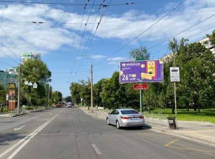 Prismatron, Prism A in Kyiv, 3x6  Visgorods'ka st., 30 - 478178 Photo 1