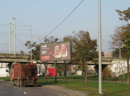 Prismatron, Prism A in Kyiv, 3x6  Шухевича Романа просп. (Генерала Ватутіна просп.), 32, навпроти - 651562 Photo 1