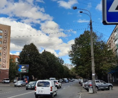 Video Billboard B in Rivne, 2.3x3.14  Миру просп., 2 (розширення 480х336) - 662688 Photo 1