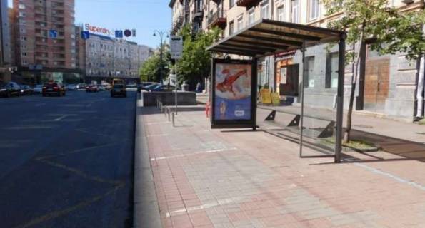 Non-Standard A in Kyiv, 1.2x1.8  Велика Васильківська вул., 4 зуп. "Бесарабська площа" Photo 1