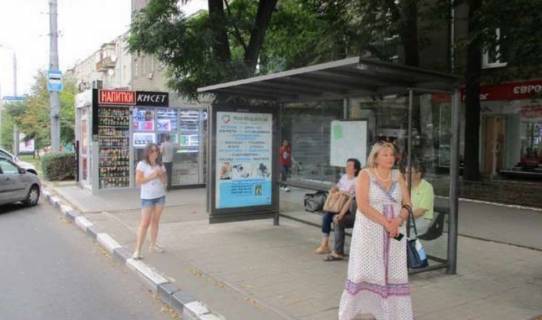 Non-Standard A in Kharkiv, 1.2x1.8  Науки просп. (Леніна просп.), 10 (зупинка) Photo 1