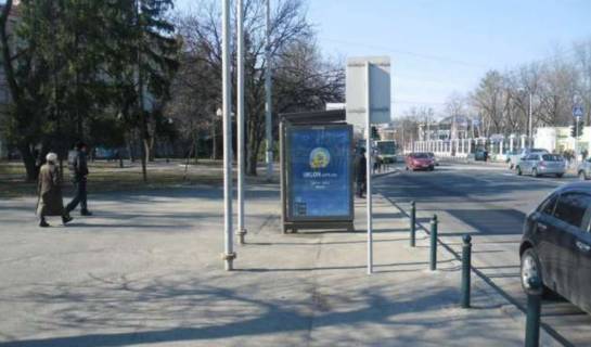 Non-Standard B in Kharkiv, 1.2x1.8  Сумська вул., 128 (зупинка) №2 Photo 1