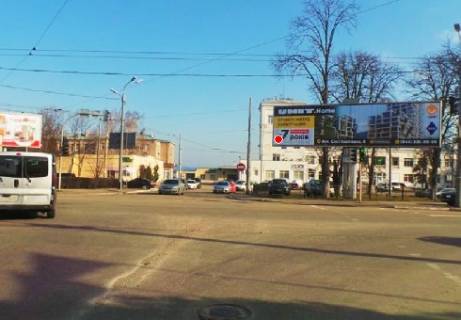 Prismatron, Prism A in Kyiv, 3x6  Aeroport "Kiiv" ("Zulani"), Povitroflots'kij pr-t (liva) - 477977 Photo 1