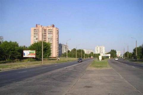 Billboard B in Vasylivka, 3x6  Motorobudivel'nikiv prosp. (Priberezna avtomagist.), "Cervona voda" Photo 1
