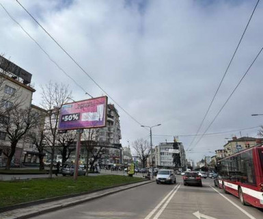 Prismatron, Prism B in Ivano-Frankivsk, 3x6  Незалежності вул., 36 - 650631 Photo 1