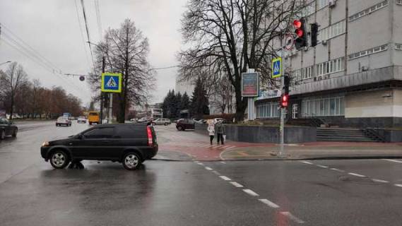 Backlight A in Chernihiv Peremogi prosp., 76 - Remisnica st. (Komsomol's'ka st.) Photo 1